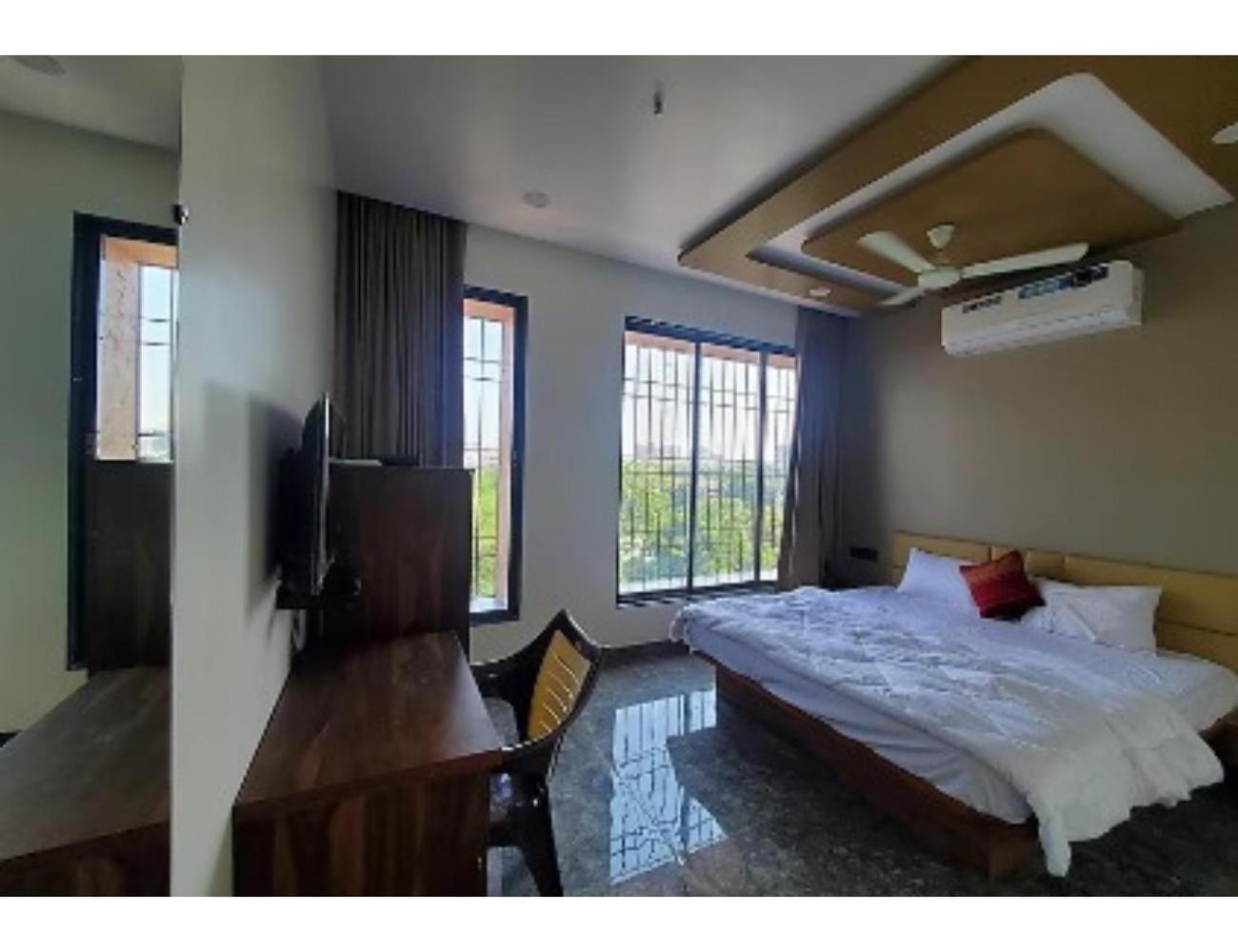 Hotel The Pill, 巴夫那加尔 外观 照片